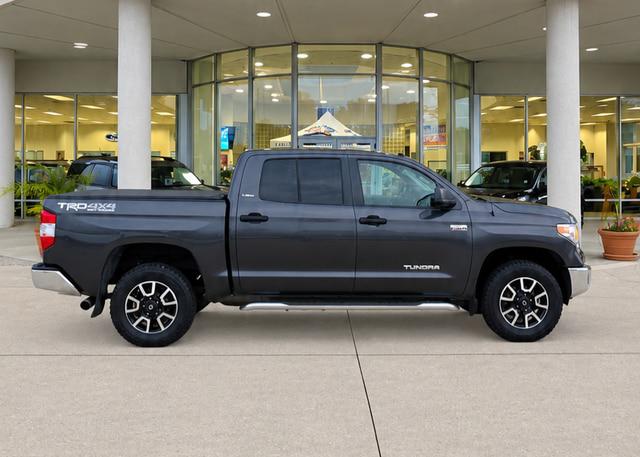 2014 Toyota Tundra SR5 5.7L V8 for sale in Fremont, NE
