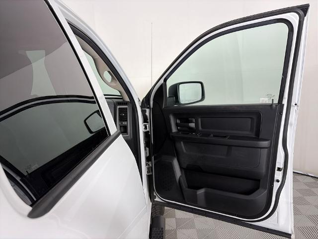 2018 Ram 1500 Express Quad Cab 4x4 64 Box