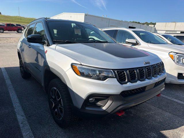 2025 Jeep Compass Trailhawk 4x4 for sale in Bedford, IN