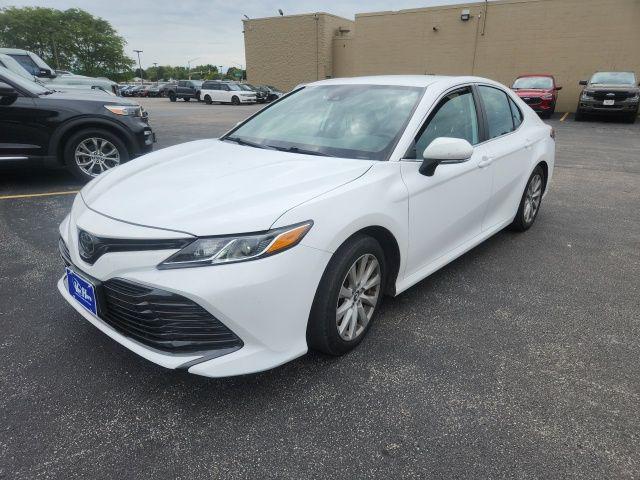 2019 Toyota Camry LE for sale in Oconomowoc, WI