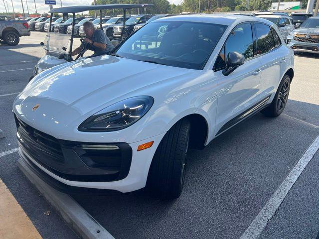 2023 Porsche Macan T