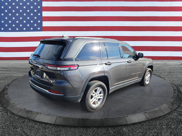 2022 Jeep Grand Cherokee Laredo 4x4 2022 Jeep Grand Cherokee Laredo 4x4