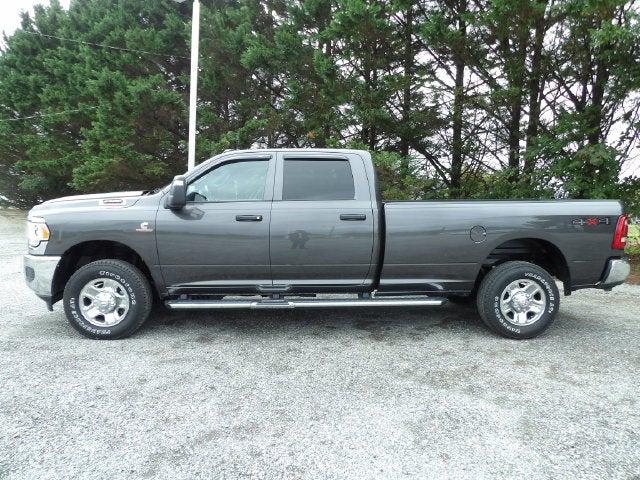 2024 RAM 2500 Tradesman Crew Cab 4x4 8 Box 2024 RAM 2500 Tradesman Crew Cab 4x4 8 Box