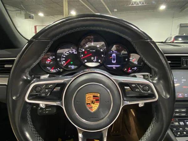 2018 Porsche 911 Carrera