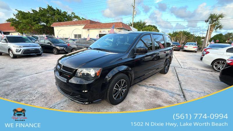 2017 Dodge Grand Caravan SE Plus for sale in Lake Worth Beach, FL