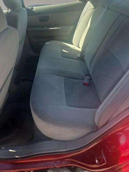 2005 Ford Taurus SE