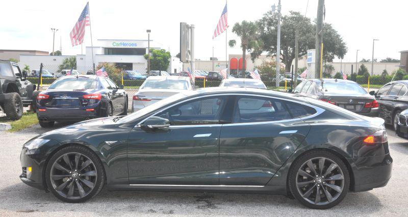 2014 Tesla Model S 85