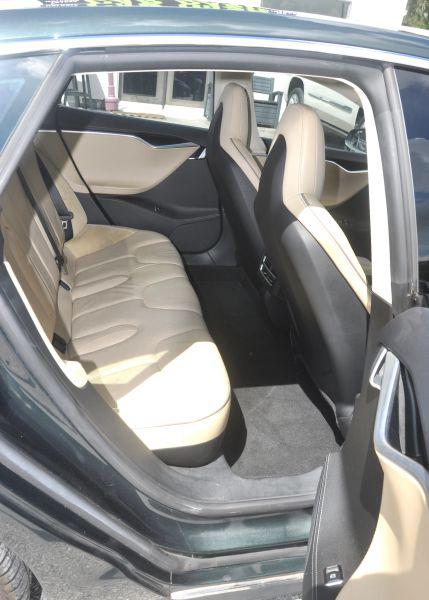 2014 Tesla Model S 85