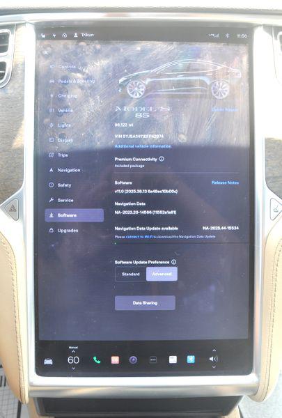 2014 Tesla Model S 85