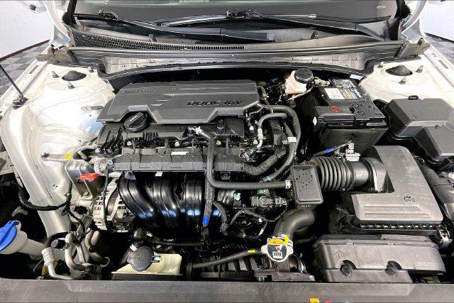 Used 2022 Hyundai Elantra Limited For Sale in Millington, TN