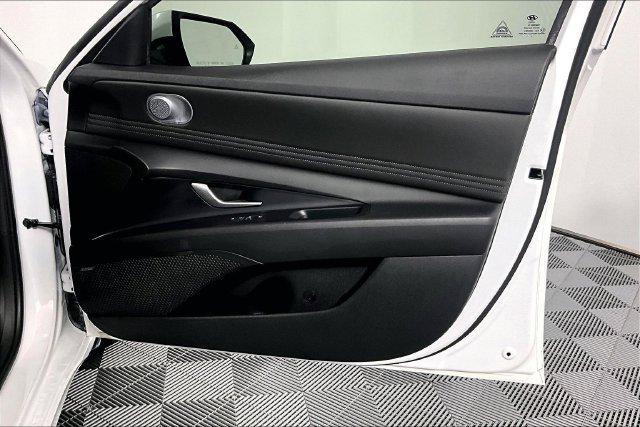 Used 2022 Hyundai Elantra Limited For Sale in Millington, TN