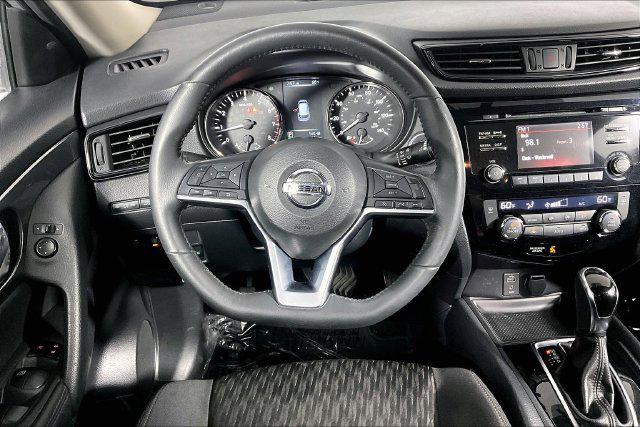 Used 2017 Nissan Rogue SV For Sale in Olive Branch, MS