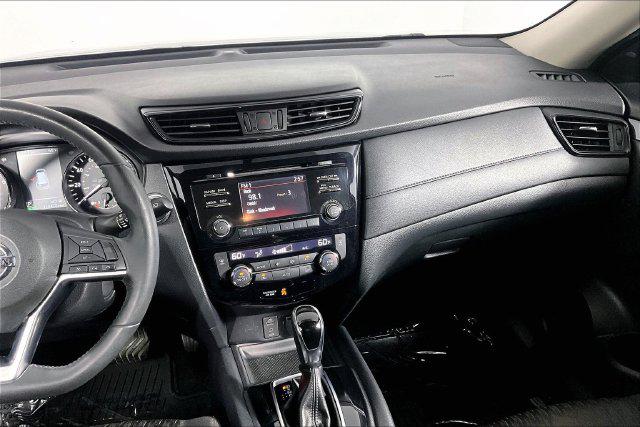 Used 2017 Nissan Rogue SV For Sale in Olive Branch, MS
