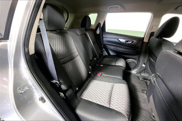 Used 2017 Nissan Rogue SV For Sale in Olive Branch, MS