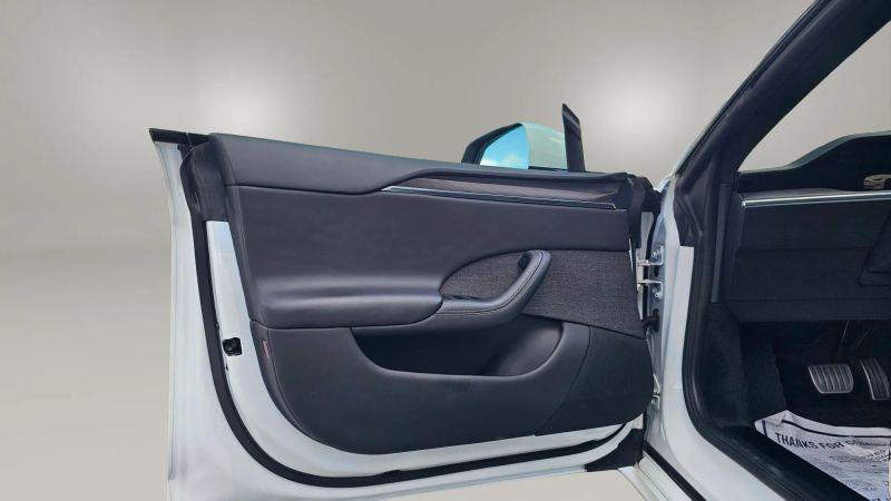 2023 Tesla Model S Standard Range