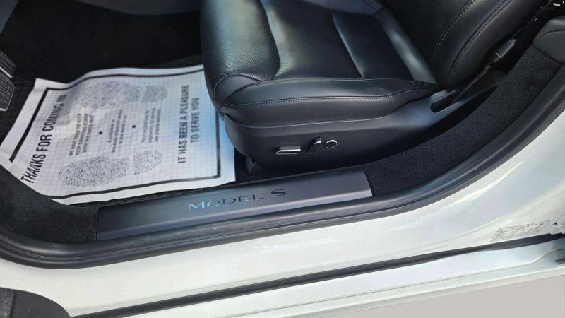 2023 Tesla Model S Standard Range