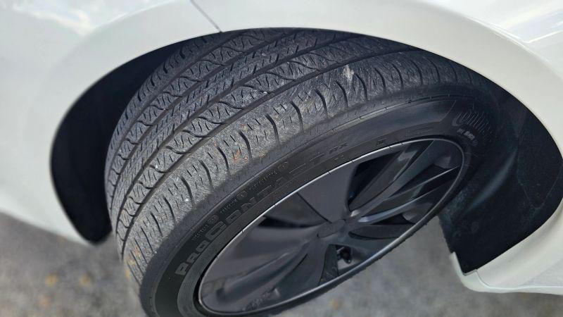 2023 Tesla Model S Standard Range
