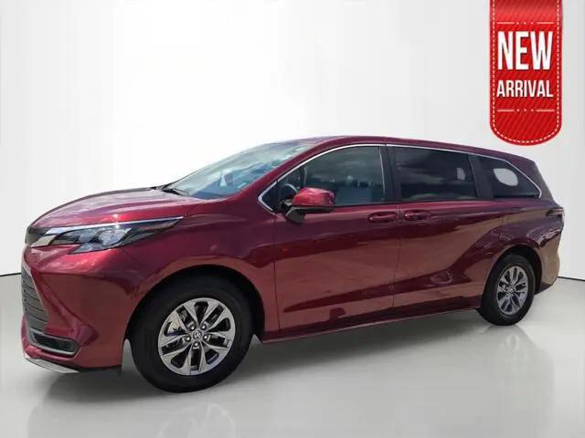 2025 Toyota Sienna LE for sale in Harvey, LA
