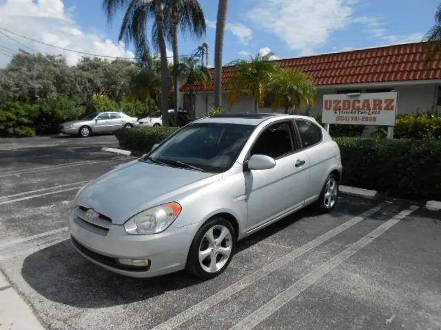 2008 Hyundai Accent SE for sale in Pompano Beach, FL