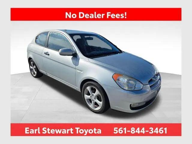 2010 Hyundai Accent SE for sale in Lake Park, FL