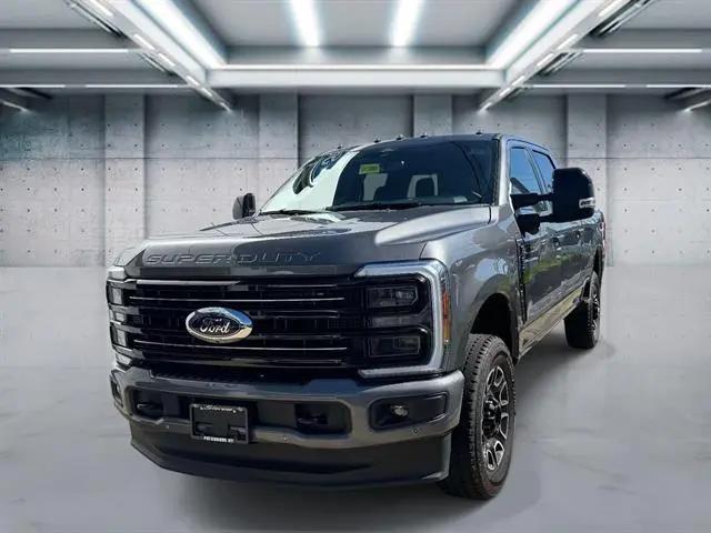 2025 Ford F-350 Platinum for sale in Patchogue, NY