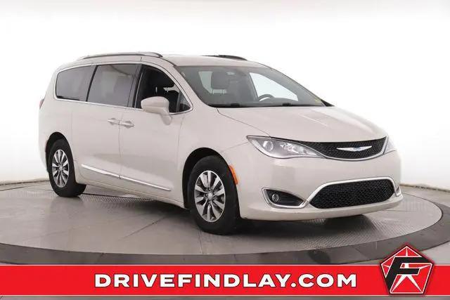 2020 Chrysler Pacifica Hybrid 35th Anniversary Touring L for sale in Findlay, OH