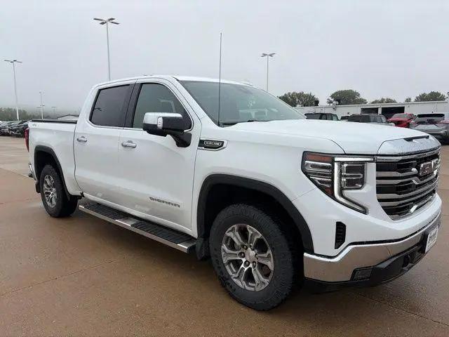2022 GMC Sierra 1500 4WD Crew Cab Short Box SLT for sale in Fort Madison, IA