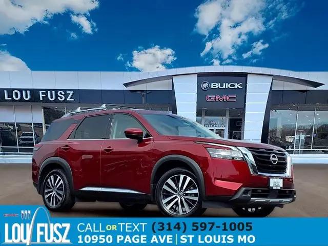 2024 Nissan Pathfinder Platinum 4WD for sale in St. Louis, MO