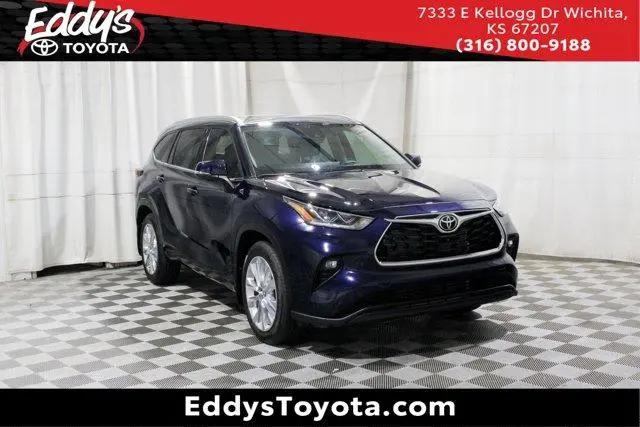 2026 Toyota Highlander Limited for sale in Wichita, KS