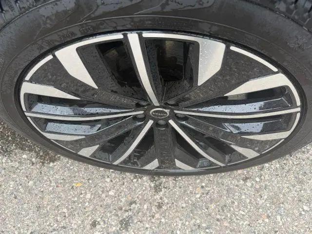 2026 Volvo XC90 Ultra, B6 AWD Gas mild hybrid, Gasoline, Bright, 7 Seats for sale in Farmington Hills, MI