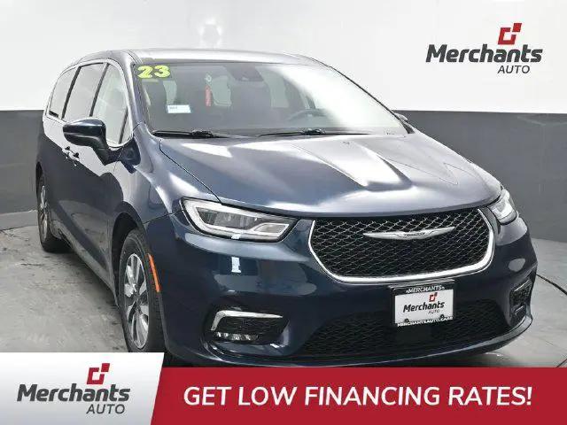 2023 Chrysler Pacifica Hybrid Touring L for sale in Hooksett, NH