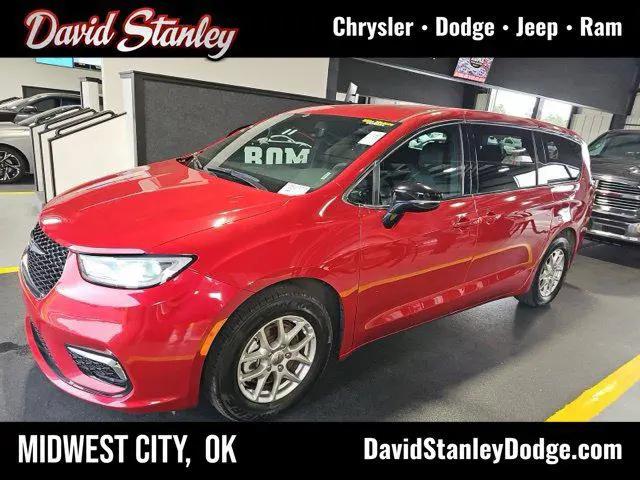 2025 Chrysler Pacifica Select for sale in Oklahoma City, OK
