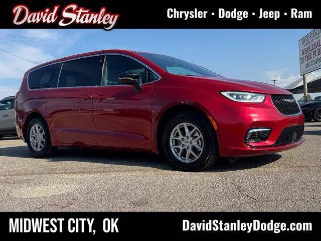 2025 Chrysler Pacifica Select for sale in Oklahoma City, OK