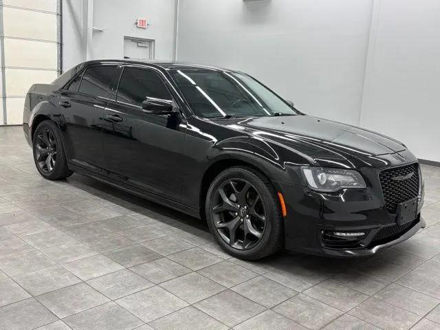 2022 Chrysler 300 Touring L for sale in Murray, KY