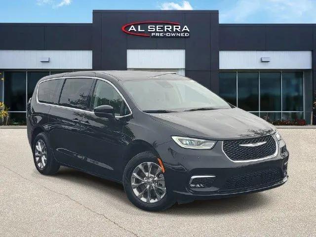 2023 Chrysler Pacifica Touring L AWD for sale in Grand Blanc Charter Township, MI