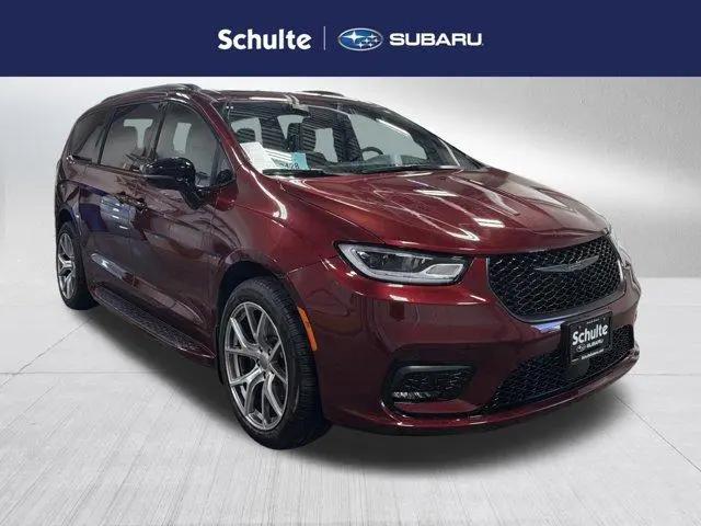 2023 Chrysler Pacifica Limited AWD for sale in Sioux Falls, SD