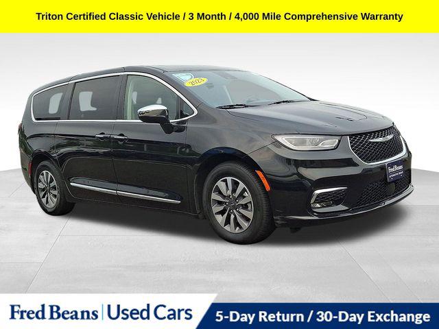 2023 Chrysler Pacifica Hybrid Limited for sale in Doylestown, PA