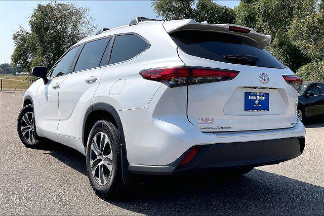 Used 2023 Toyota Highlander XLE For Sale in Olive Branch, MS