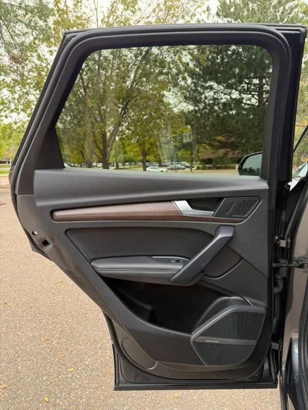 2023 Audi Q5 Premium Plus 55 TFSI e S line quattro S tronic