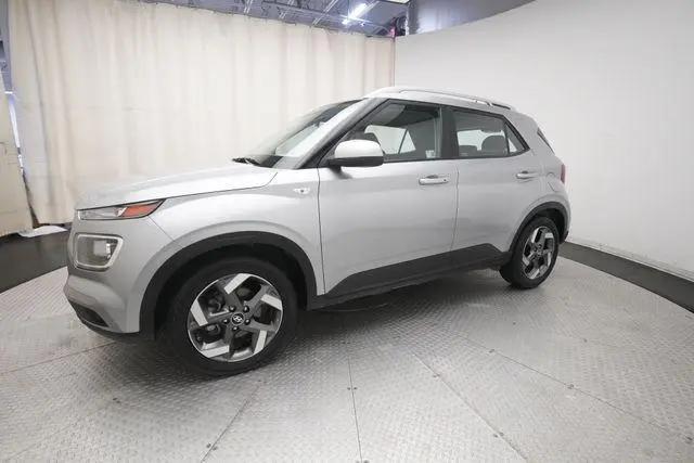 2025 Hyundai Venue SEL for sale in Kalamazoo, MI