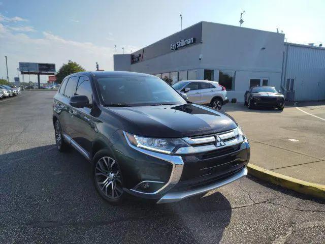 2017 Mitsubishi Outlander SE for sale in Indianapolis, IN