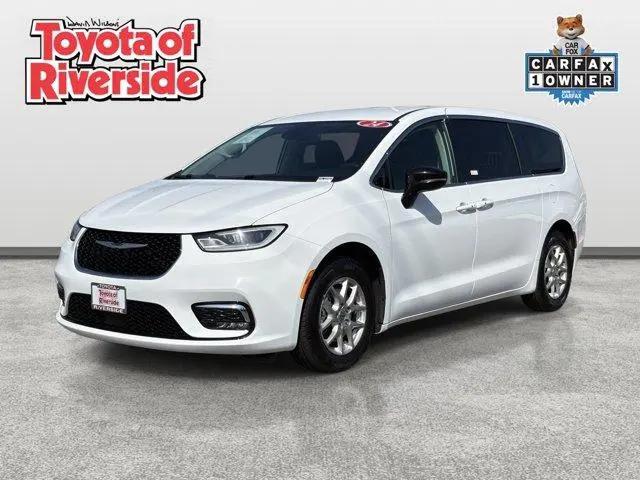 2024 Chrysler Pacifica Touring L for sale in Riverside, CA