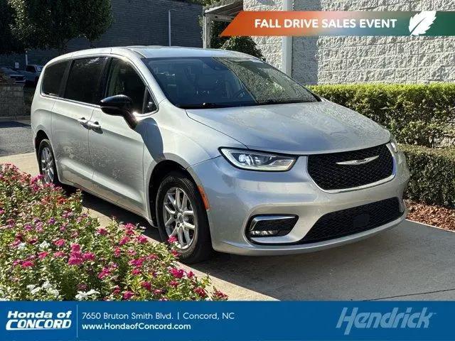 2024 Chrysler Pacifica Touring L for sale in Concord, NC