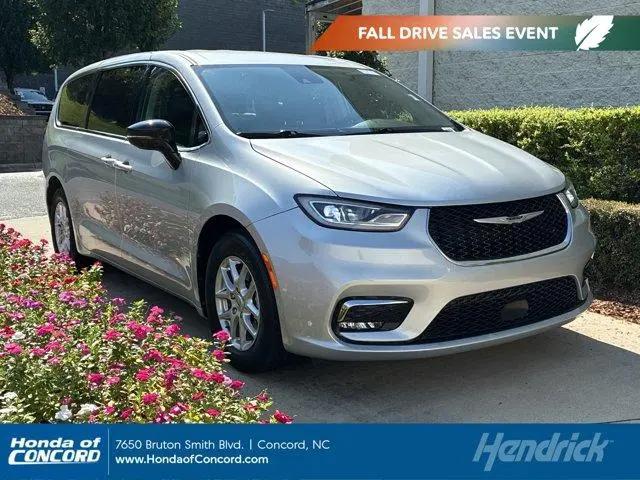 2024 Chrysler Pacifica Touring L for sale in Concord, NC