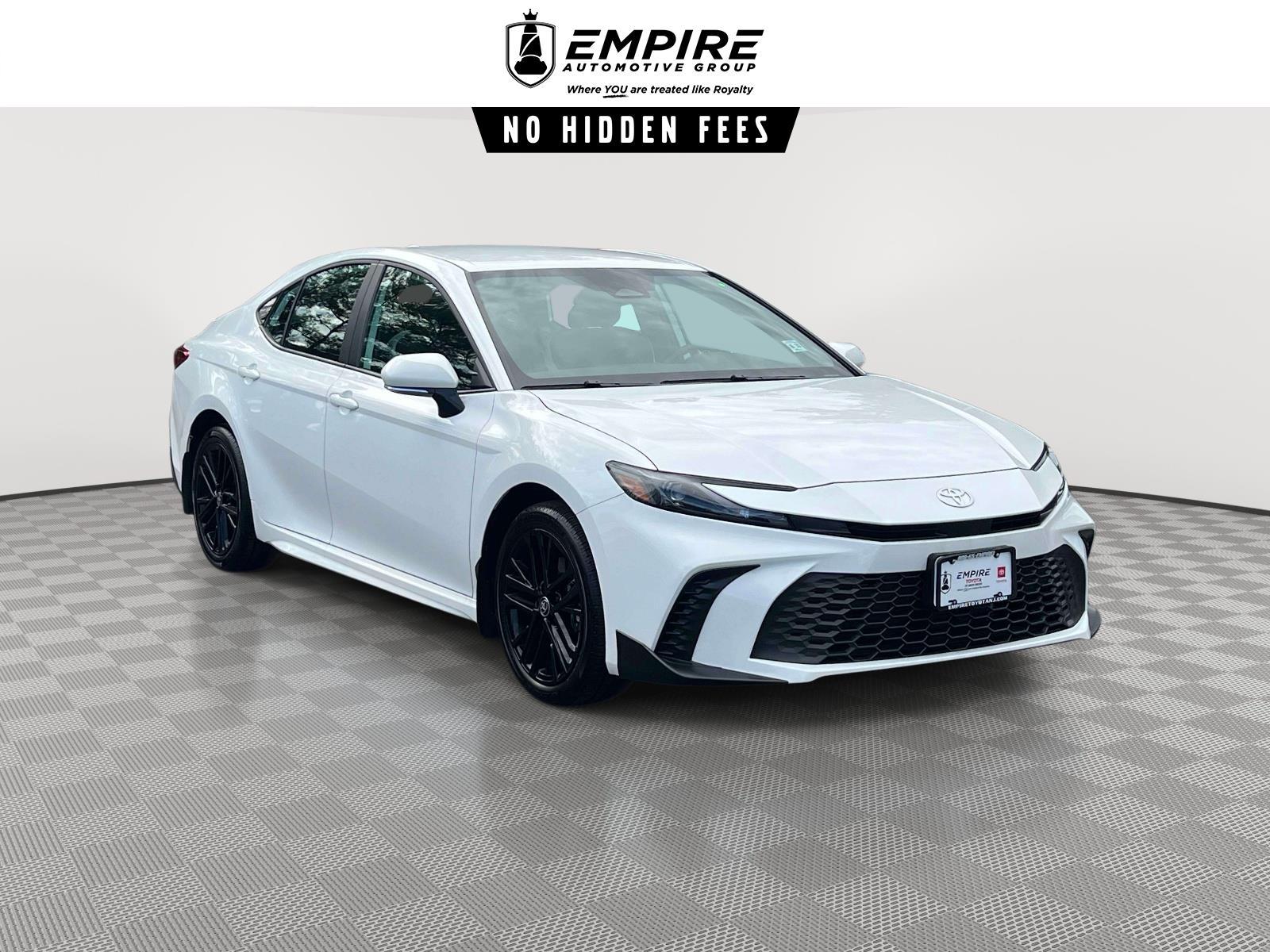 2026 Toyota Camry SE AWD