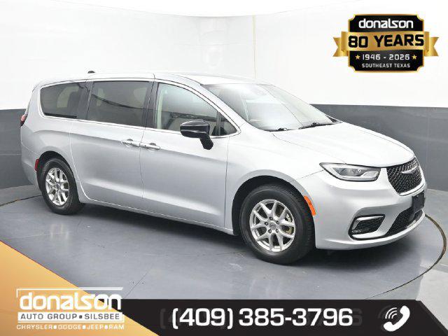 2024 Chrysler Pacifica Touring L for sale in Silsbee, TX