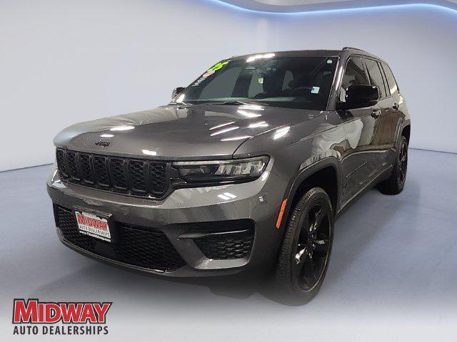 2025 Jeep Grand Cherokee Altitude X 4x4 for sale in Kearney, NE