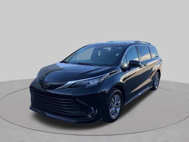 2026 Toyota Sienna XLE for sale in Marshfield, MO