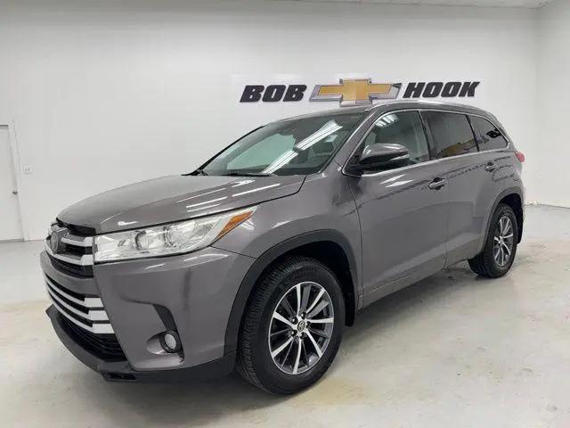 2018 Toyota Highlander XLE for sale in Louisville, KY