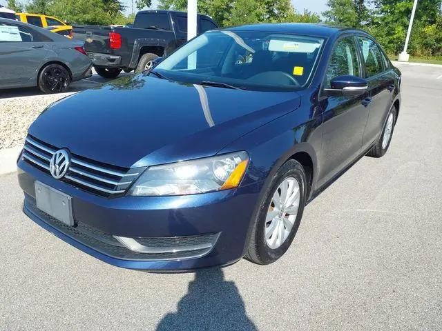 2013 Volkswagen Passat 2.5L S for sale in Avon, IN